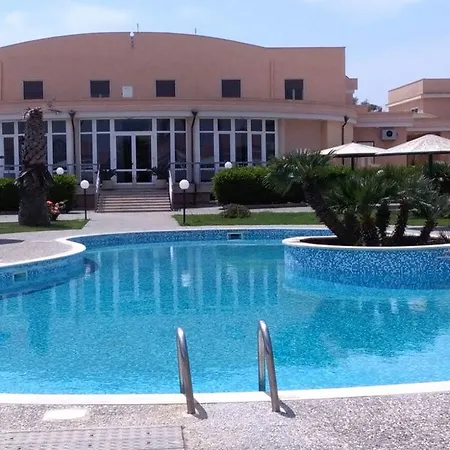 Minerva Hotel 3*