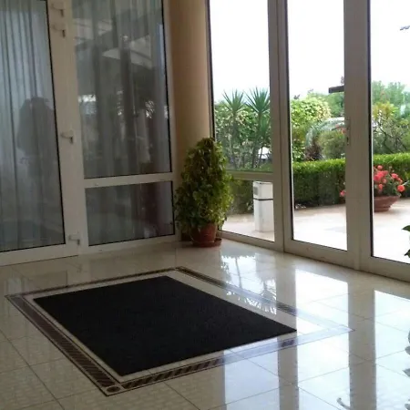 Hotel Minerva 3*
