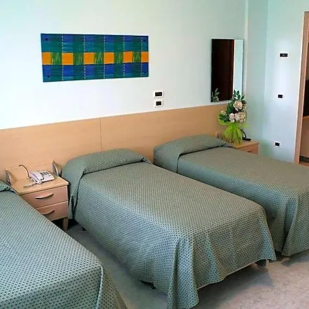 Minerva Hotel 3*