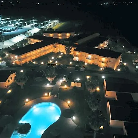 Minerva Hotel 3*