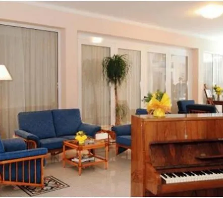 Minerva Hotel 3*