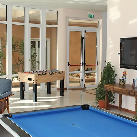 Minerva Hotel 3*
